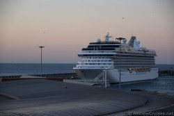 Oceania Marina cruise ship docked at Port of Malaga.jpg