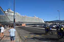 Sidewalk alongside Port of Malaga Cruise Terminal.jpg